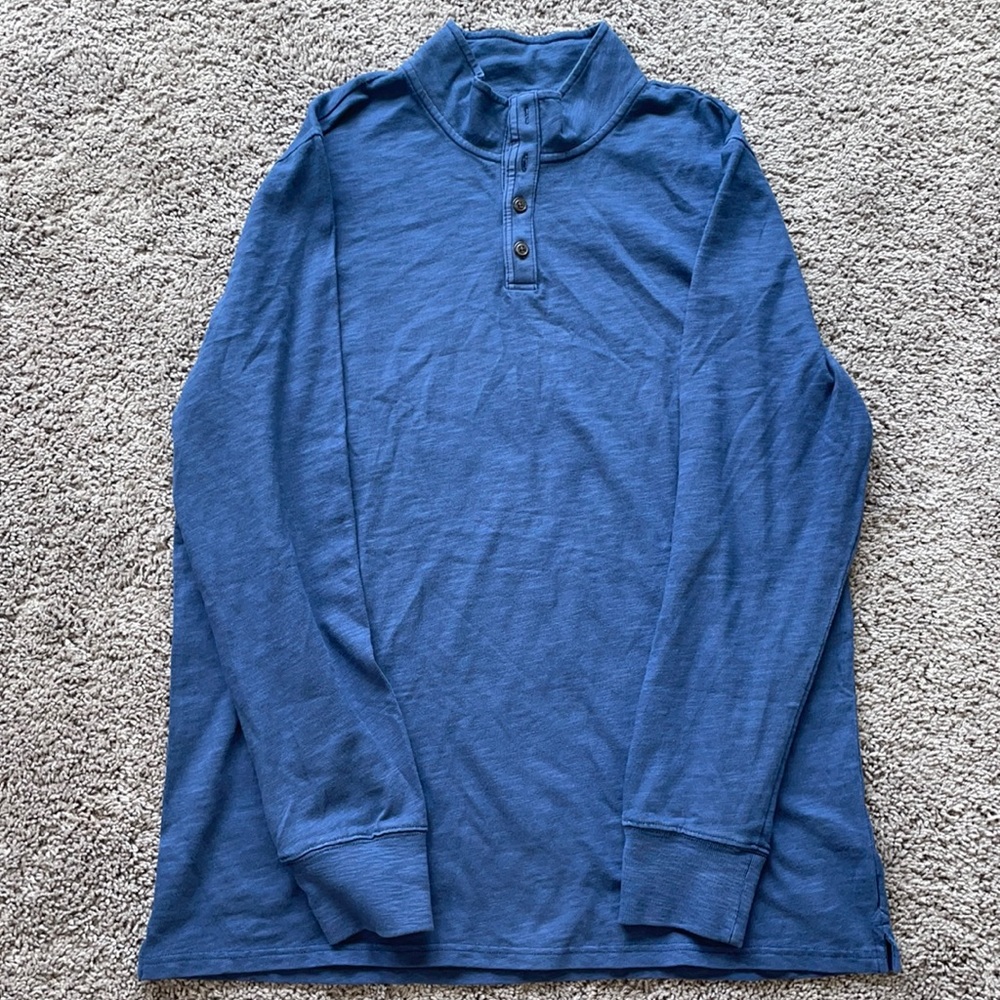 NWT Gap long sleeve shirt